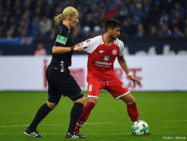 美因茨攻守俱佳，轻松战胜对手