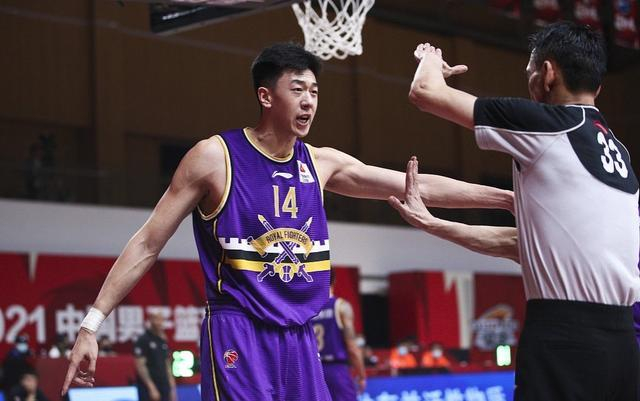 包含东北区球队实力碾压对手，获得胜利的词条